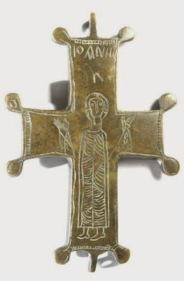 Οι χάλκινοι βυζαντινοί σταυροί-λειψανοθήκες της συλλογής Τσολοζίδη http://leipsanothiki.blogspot.be/