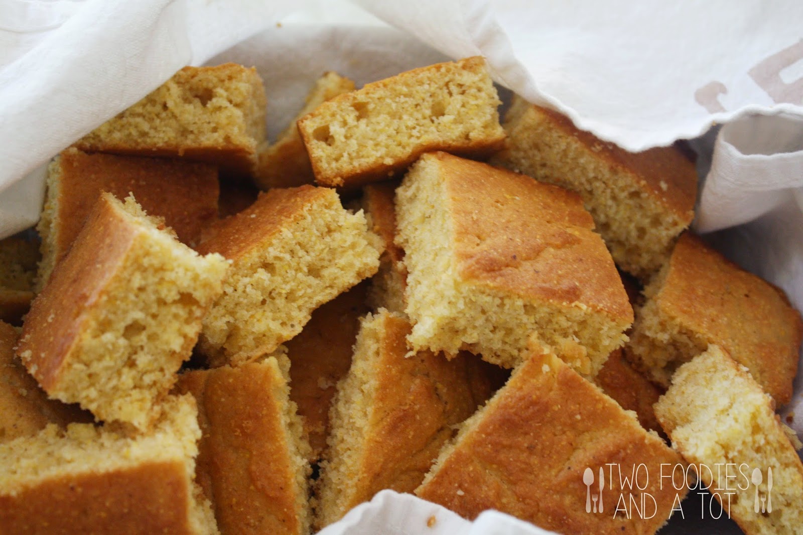Two foodies and a tot Buttermilk cornbread