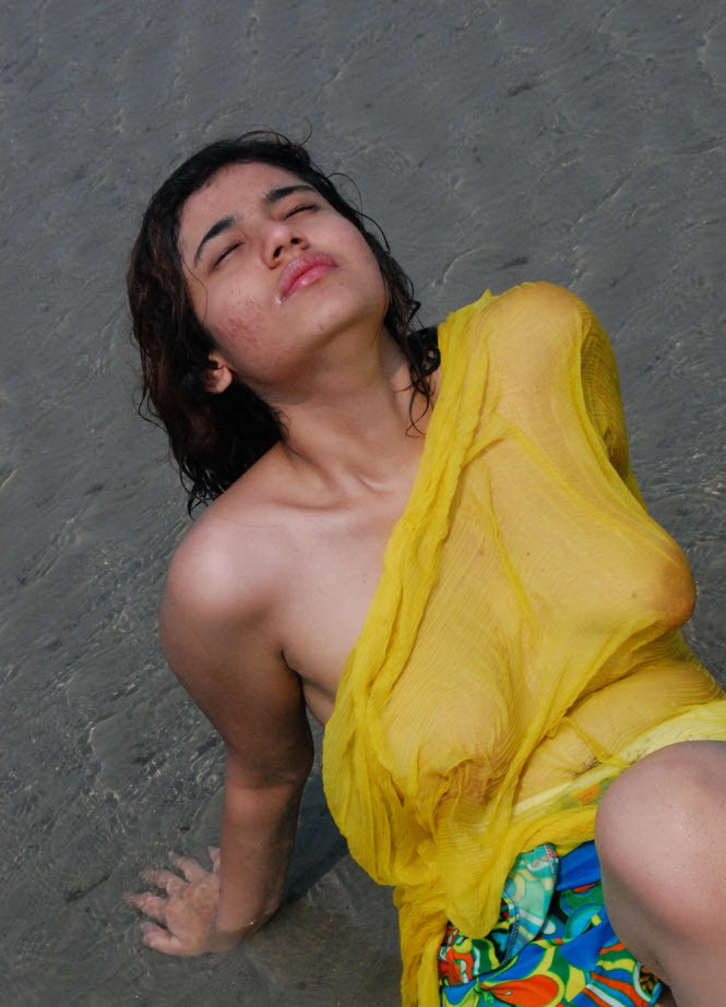 Naked Bikini Sexy Photography: indian actress model showing boobs nipples  in yellow dress bollywood on 99maza