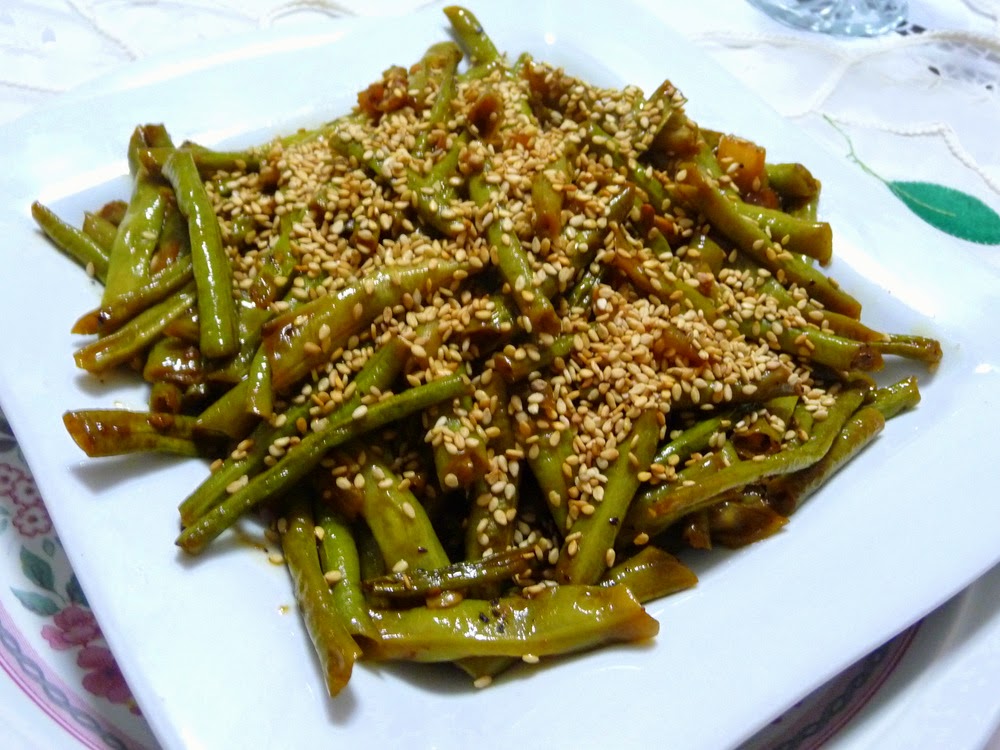 SPLENDID LOWCARBING BY JENNIFER ELOFF LONG GREEN BEANS WITH SESAME SEEDS
