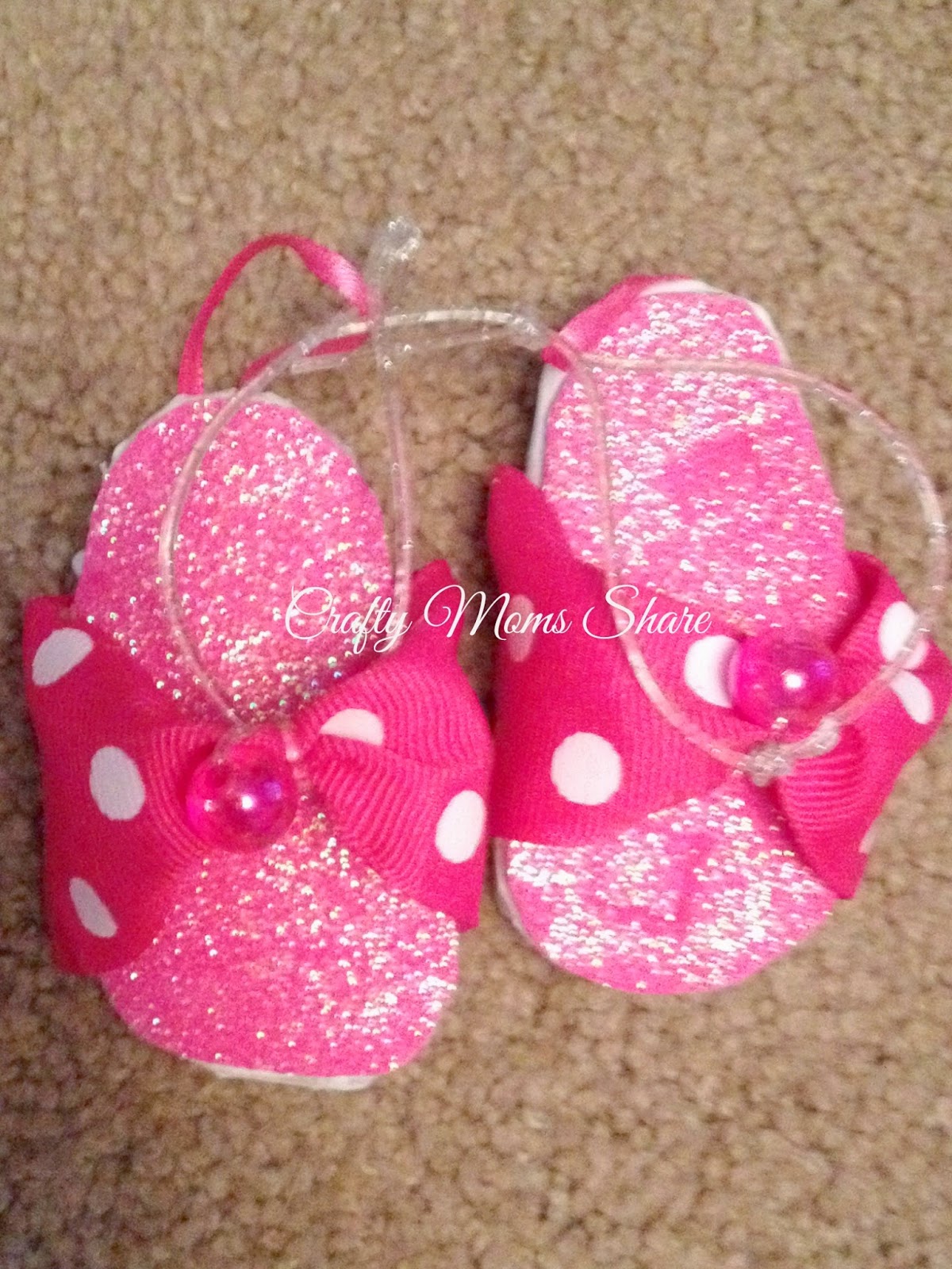 Crafty Moms Share DIY Doll Sandals