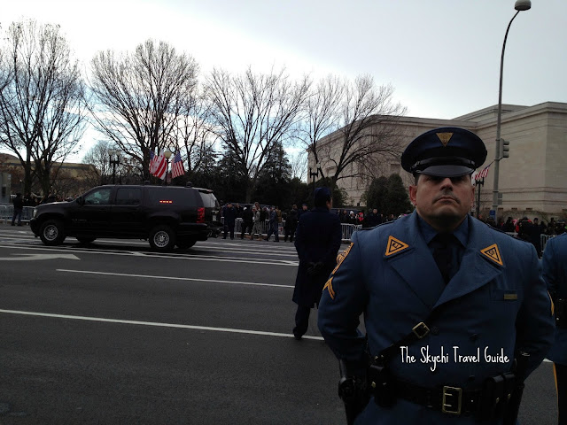 <img src="image.gif" alt="This is Pre-Inauguration Caravan" />