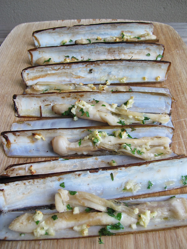 Morsels and Musings razor clams w garlic & parsley butter