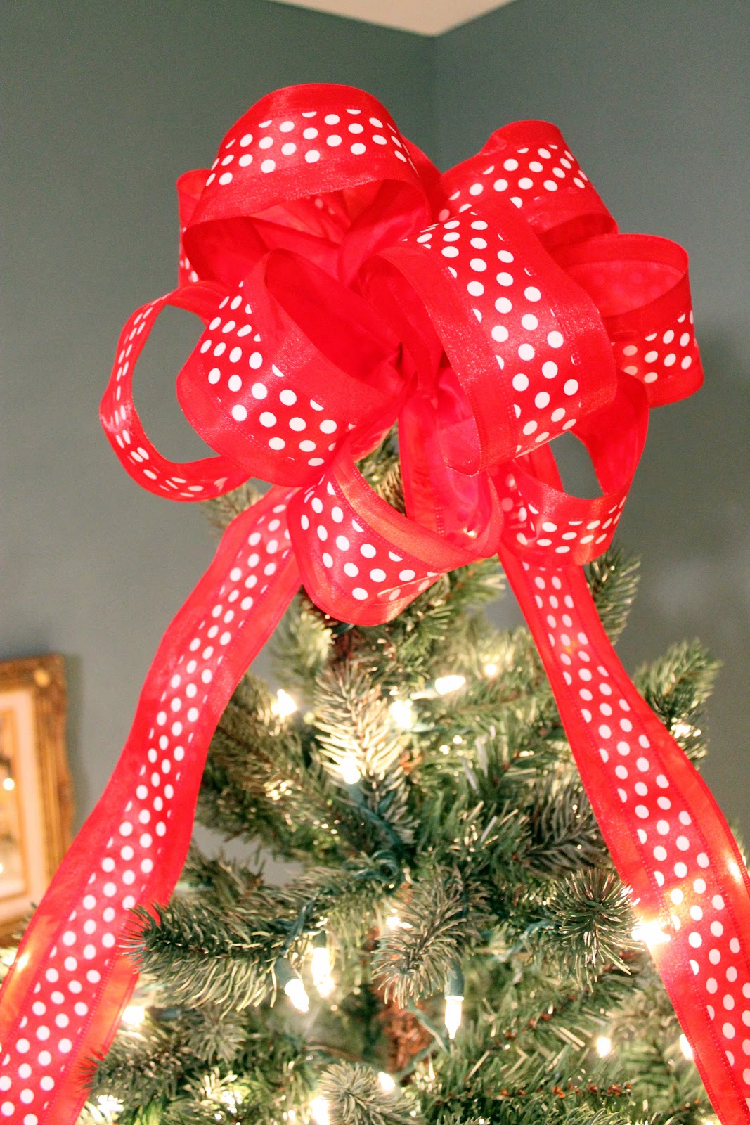 Burlap With Lace Christmas Tree Bow Topper Tutorial