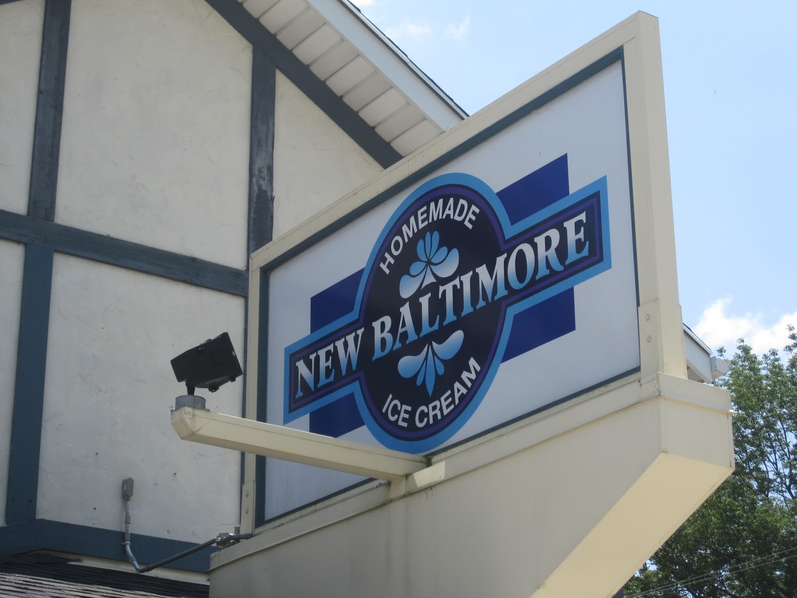 Ohio Wanderlust New Baltimore Ice Cream Hartville, OH