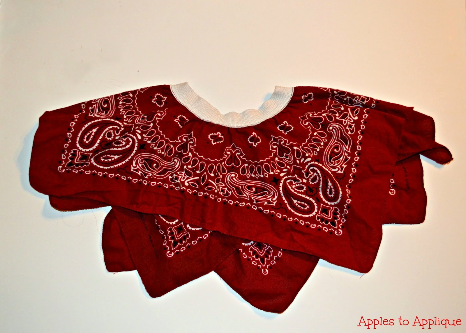 Quick and Easy DIY Bandana Skirt | Apples to Applique #sewing #tutorial #western