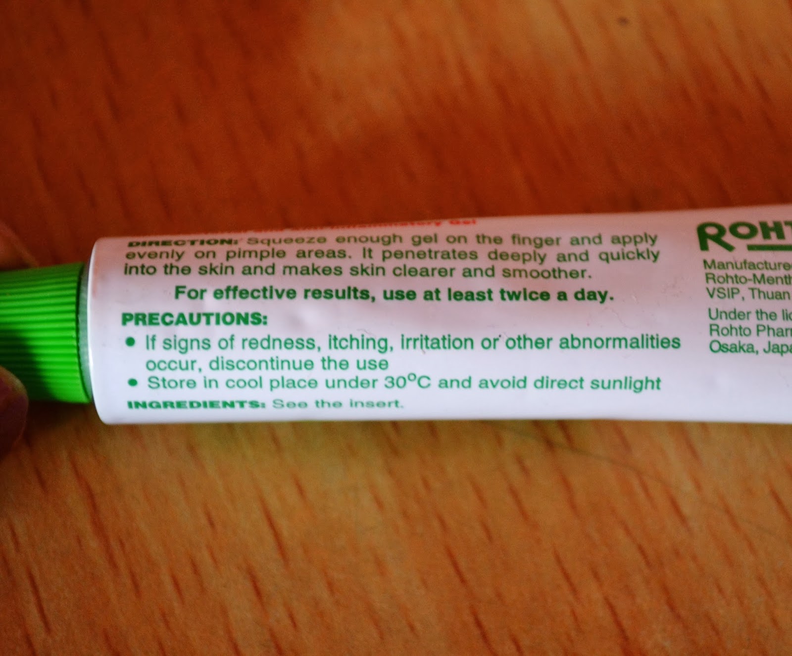 Mentholatum Acnes Sealing Gel Review, Pictures and Swatches Beauty