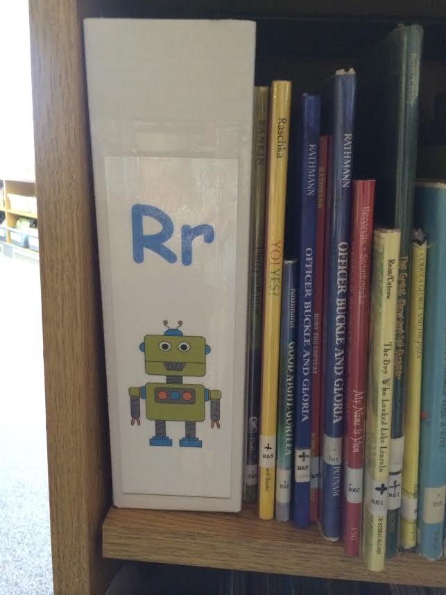 I heart books too... Library Shelf Dividers