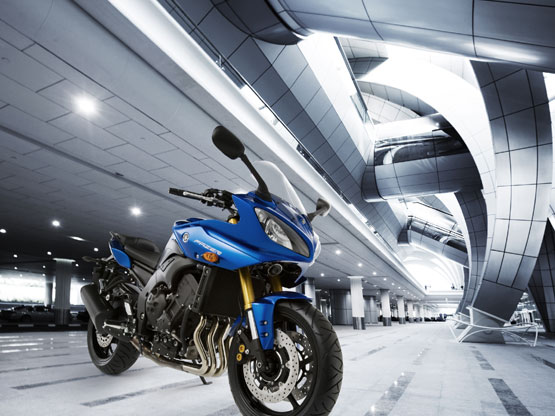 Yamaha Fazer 8 2011_a.jpg