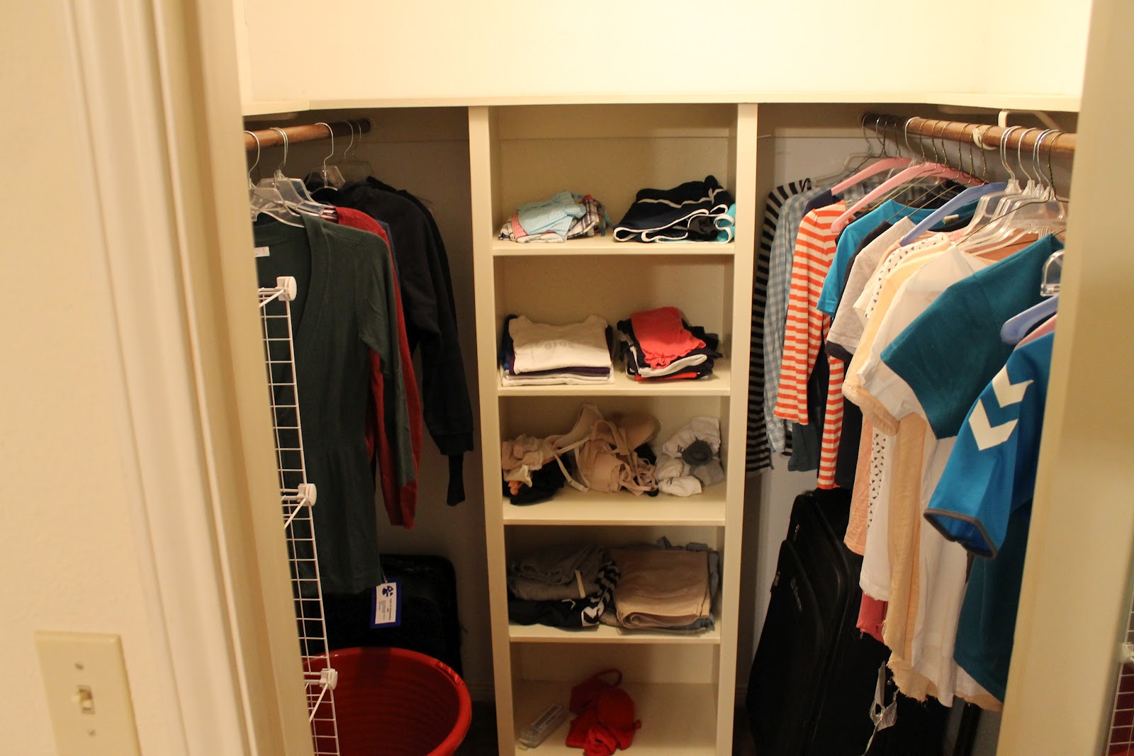 ~ Mein begehbarer Kleiderschrank, der da jetzt kleiner aussieht als er Begehbarer Kleiderschrank Plötzlich Prinzessin ~ Mein begehbarer Kleiderschrank, der da jetzt kleiner aussieht als er