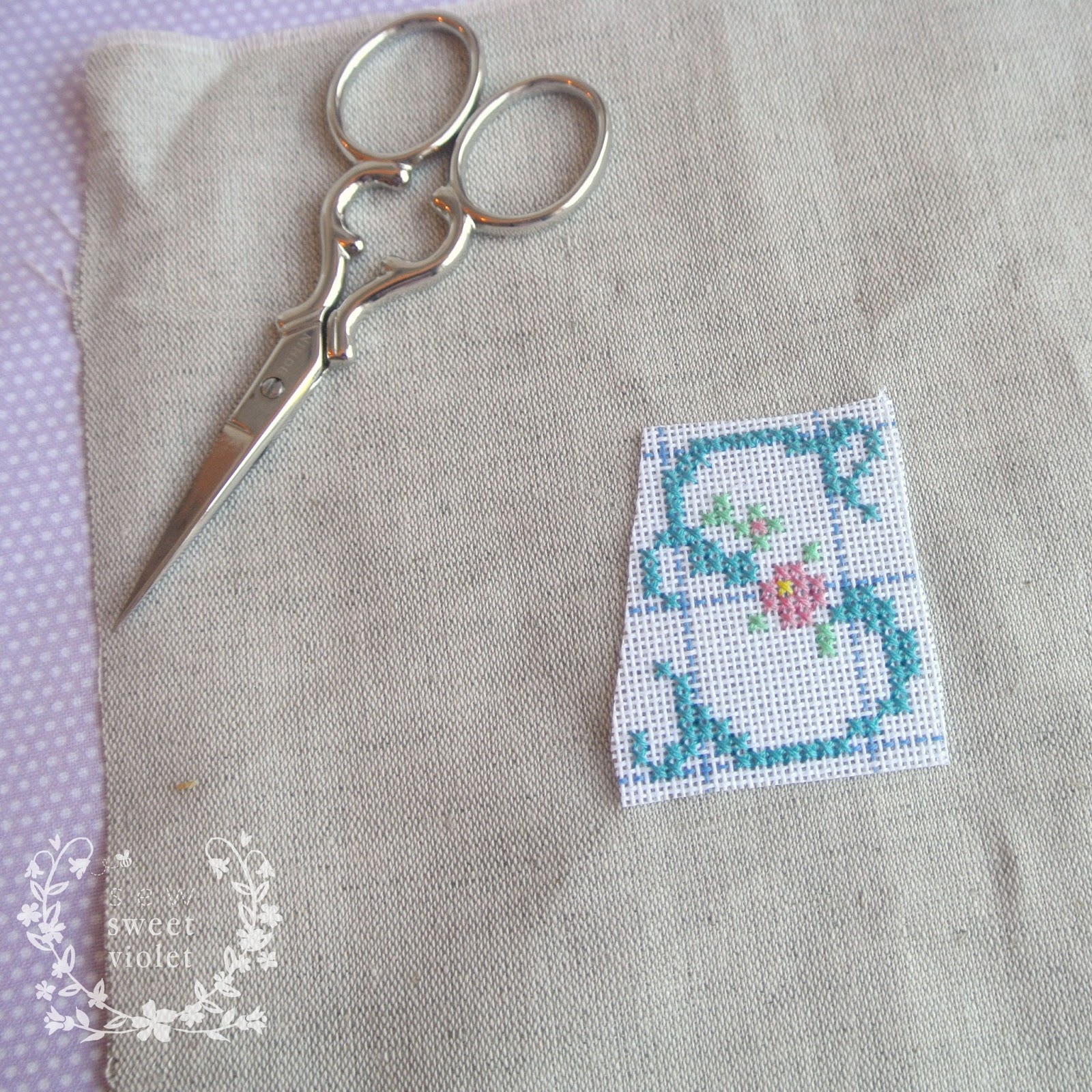 Sew Sweet Violet My first tutorial Cross stitching on linen