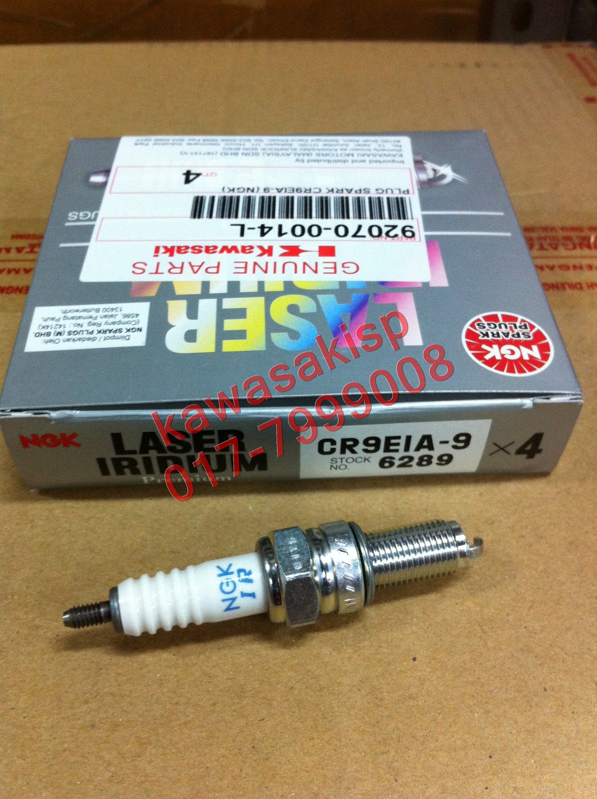 Kawasaki Genuine Spare Parts Spark Plug (920700014)