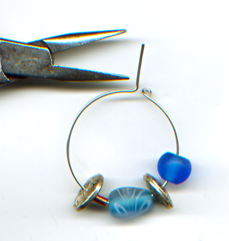 WireWorkers Guild Bead Wheel Necklace