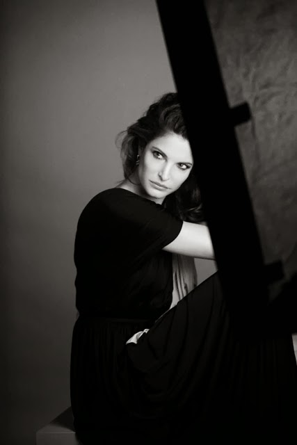 Stephanie Seymour Signs on to Rep Estee Lauder Beauty Brand Stephanie Seymour, Estee Lauder, Brand Ambassador, Supermodel