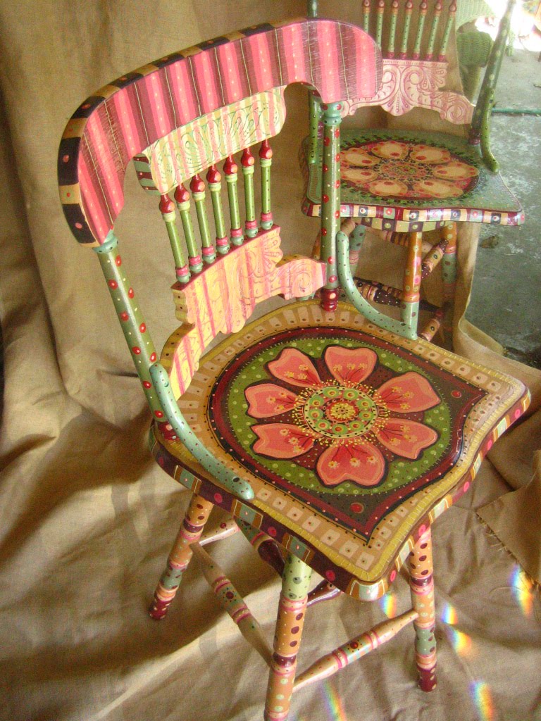 Painting It: Painted Chairs Painting It: Painted Chairs