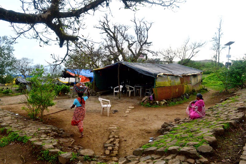 women and their slum in hotel at sinhagad fort women sinhagad