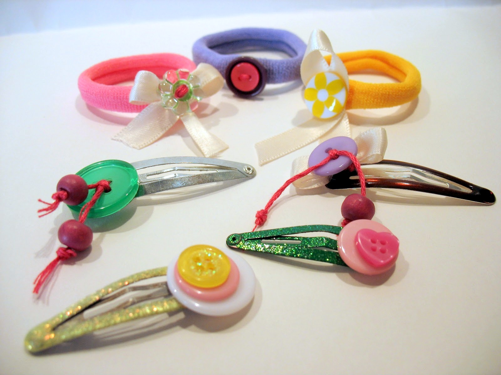 DIY Handmade Hair Clips with Buttons Ef Zin Creations