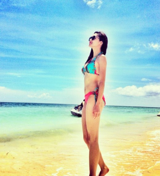 Kim Chiu Does Her First Swimsuit Endorsement And She Looks Great In Them!