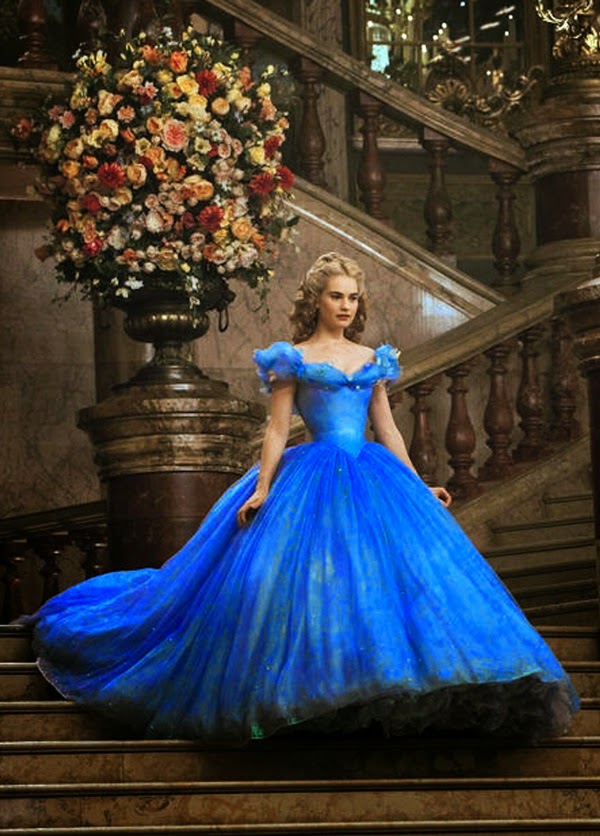 Cinderella-on-the-royal-ball-cinderella-2015-37989672-1280-1783.jpg
