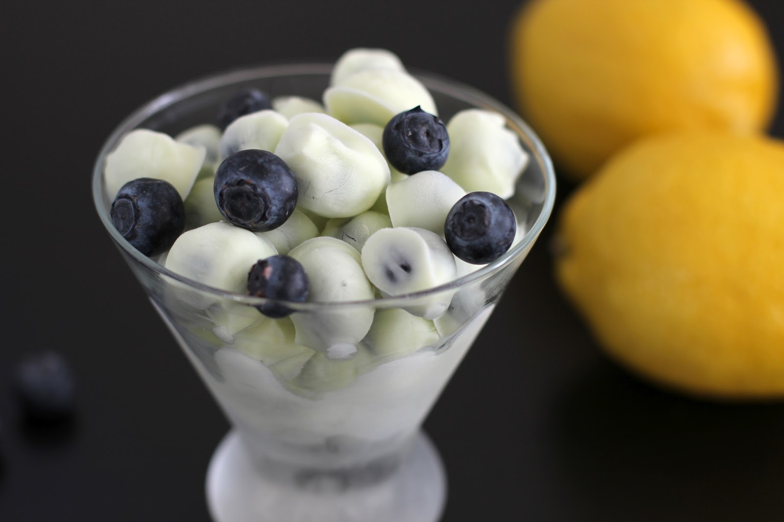 Healthy Frozen Yogurt Covered Blueberries (sugar free)