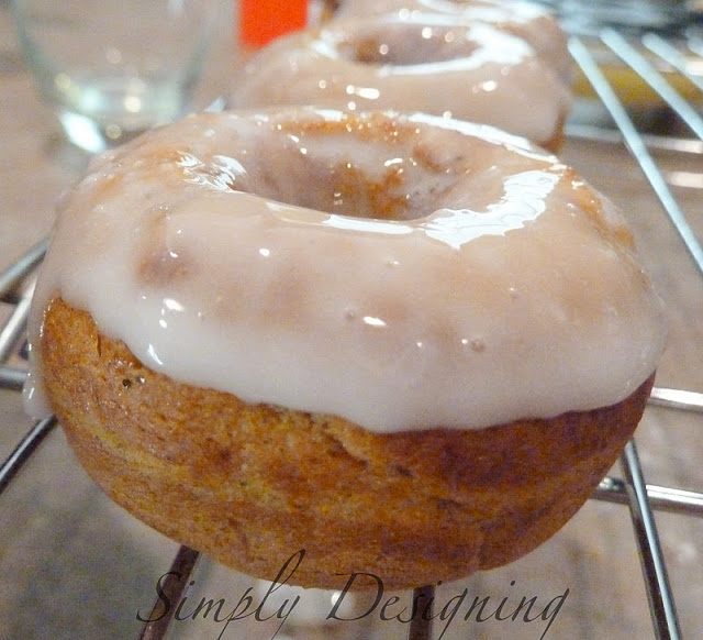 Pumpkin Donut SimplyDesigning 07 | 27 Amazing Apple and Pumpkin Recipes for Fall | 82 |