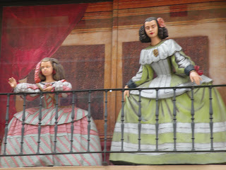Las Meninas at Paseo del Prado, Cibeles, Paseo de Recoletos