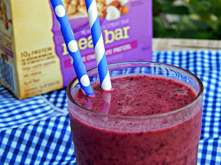 Black and Blueberry Smoothie #barnutrition #collectivebias #shop