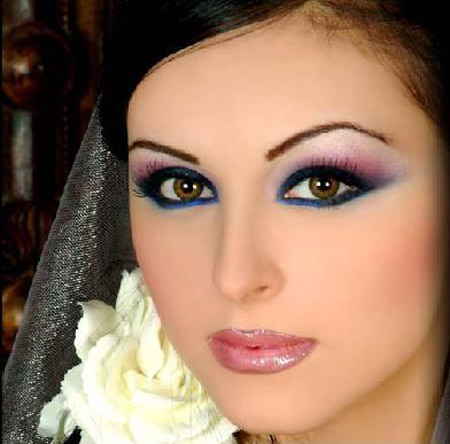Simple Tips To Put On Make Up Fashion Gossips