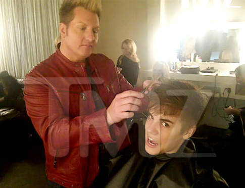 justin bieber new pictures april 2011. hairstyles justin bieber new