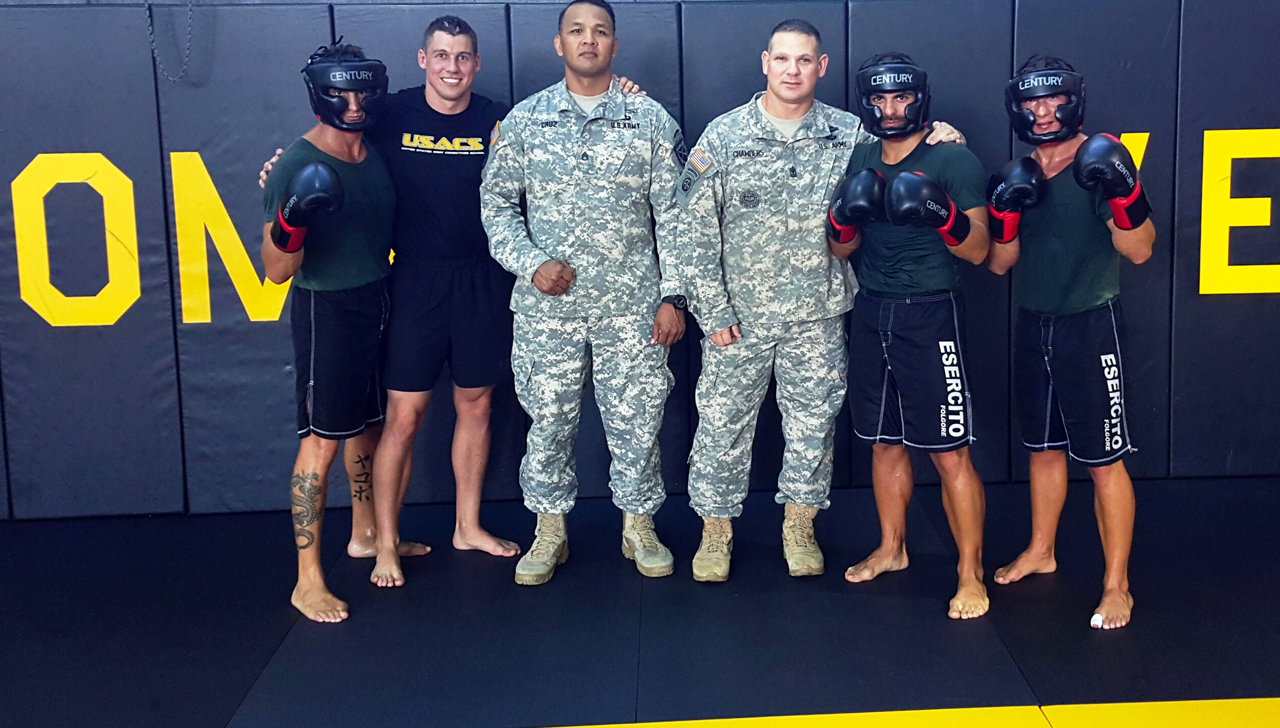 Combatives vs Metodo di Combattimento Militare maxbjj