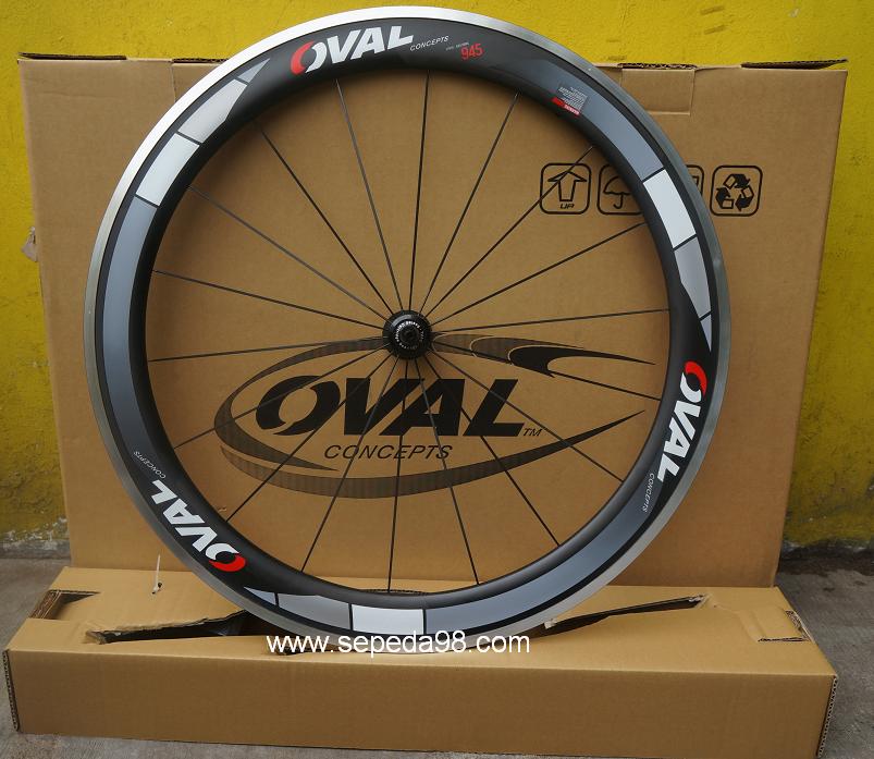 oval concepts 524 disc road wheelset