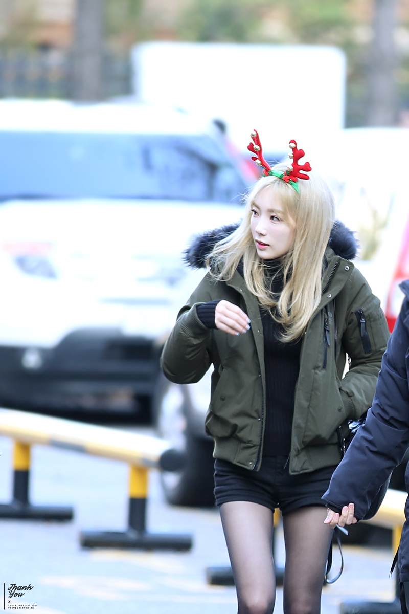 151204 뮤직뱅크 출근길 태연 직찍 by Thank You