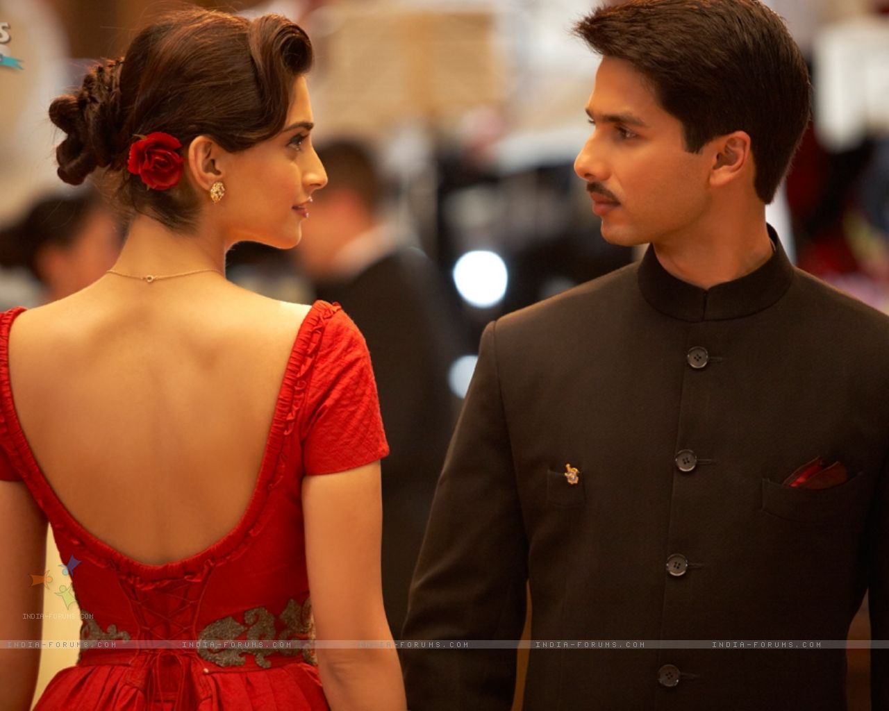 Best Pics from Mausam starring Shahid Kapoor, Sonam Kapoor | Bollywood