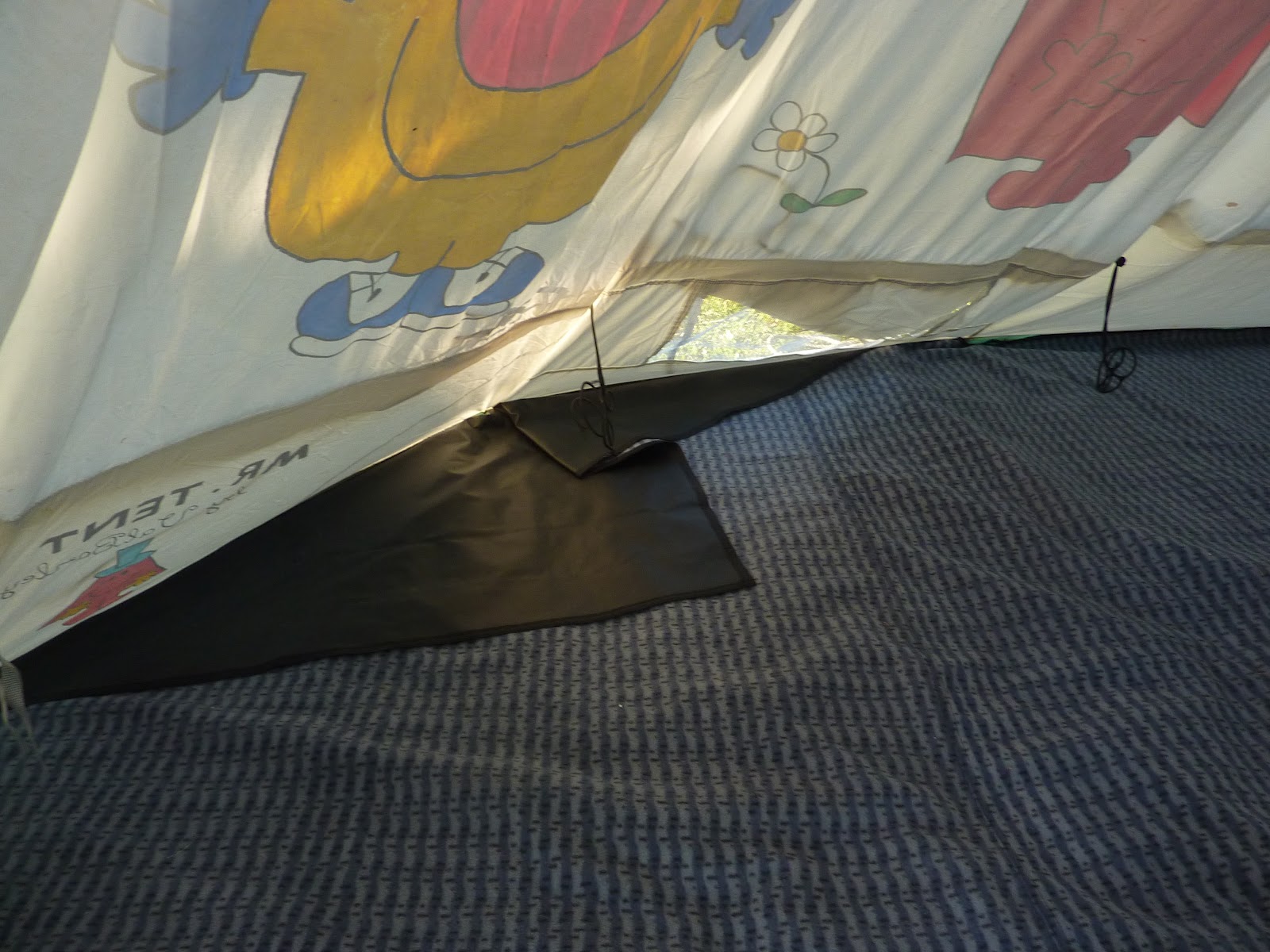 Make Do and Camp Finally.....My Own Bell Tent Carpet