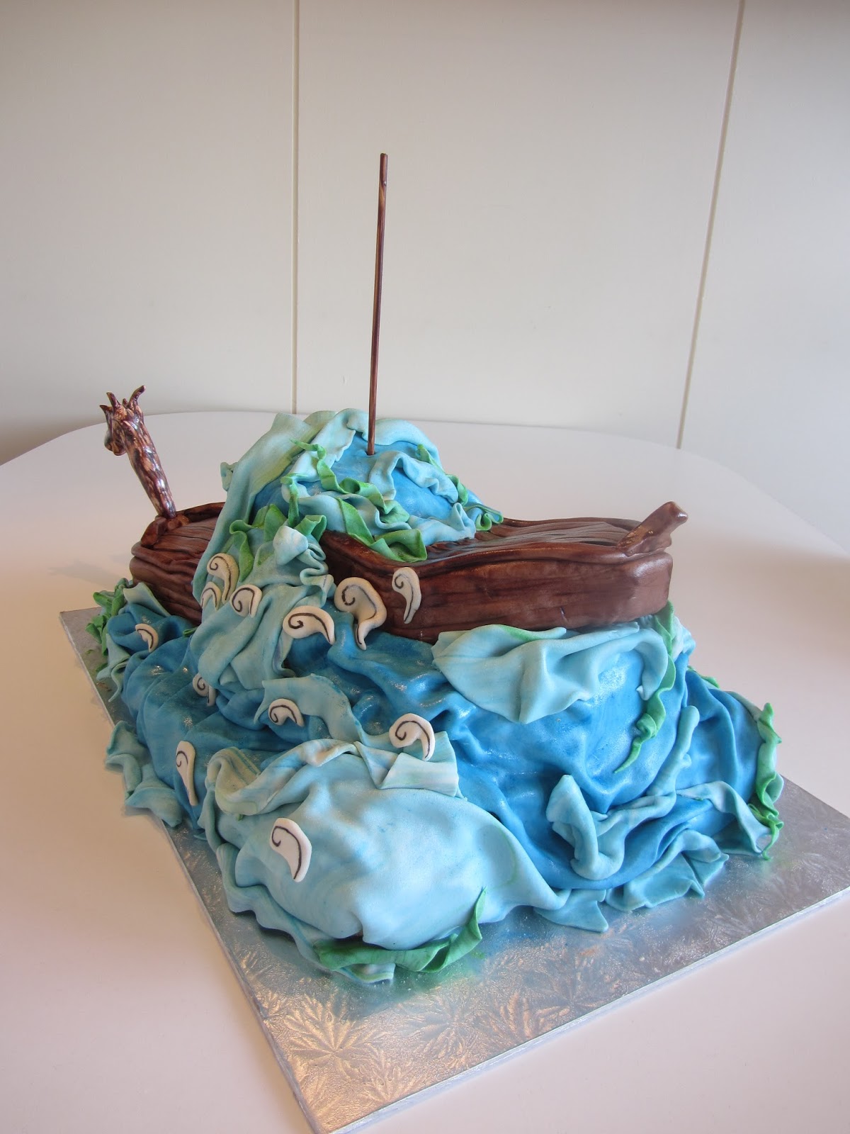 Top of the World Cakes: Viking ship cake