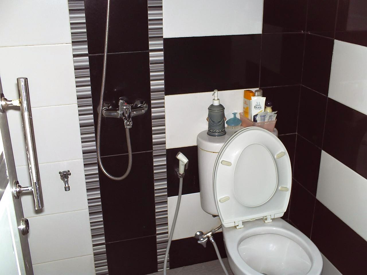 Gambar Desain Kamar Mandi Rumah Minimalis Modern Rumah Danielle Gambar Desain Kamar Mandi Rumah Minimalis Modern Rumah Danielle