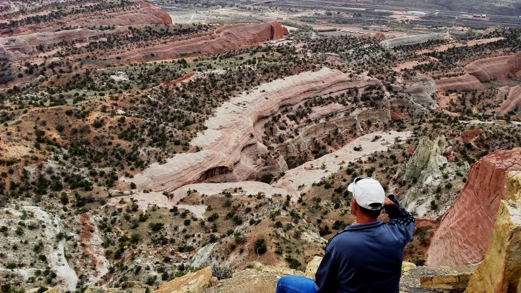 Wandering His Wonders Church Rock and Pyramid Rock Loop in Gallup, New