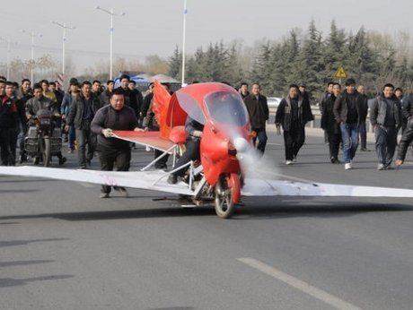 Seorang Petani China Edan Membuat Pesawat [ www.BlogApaAja.com ]