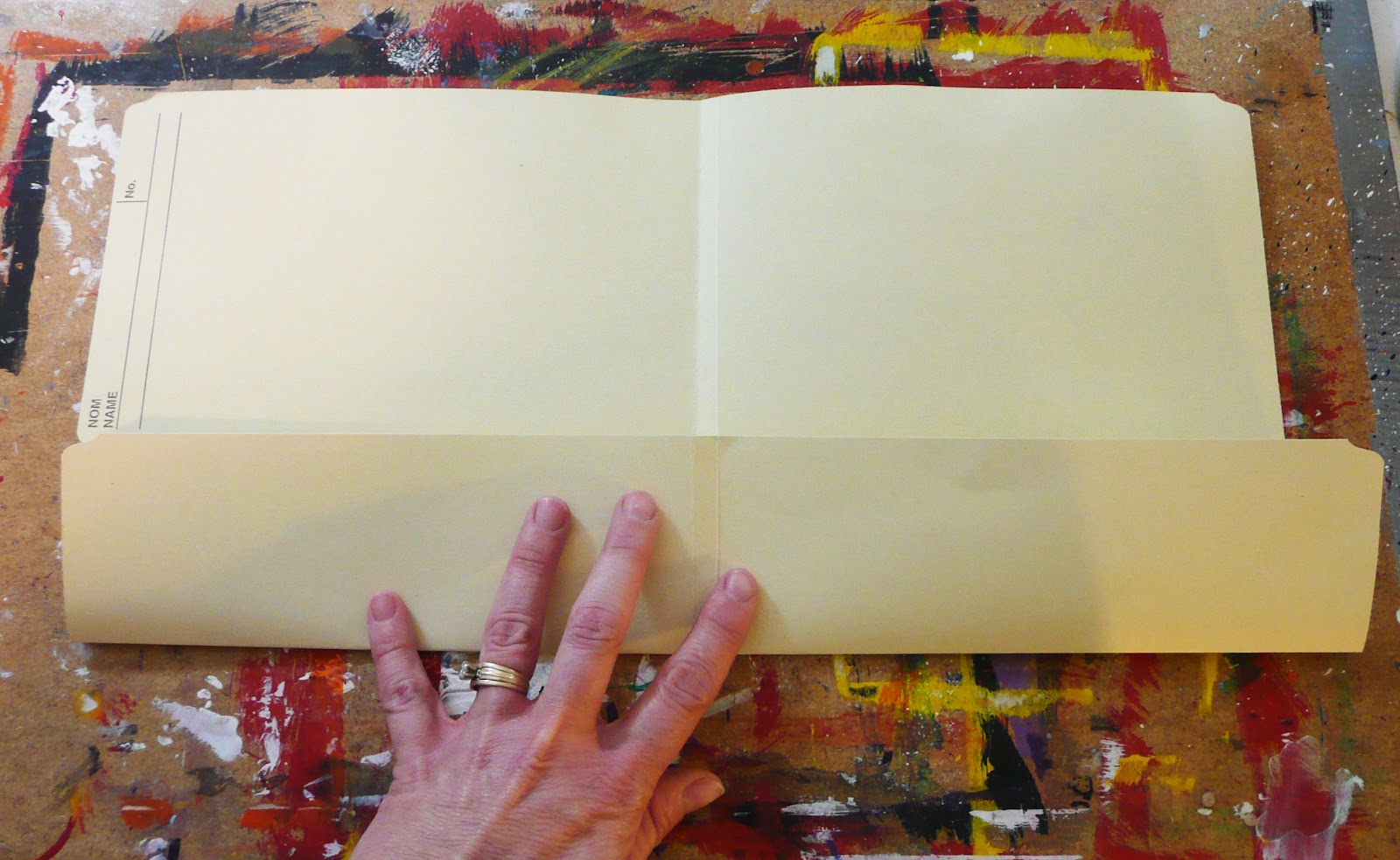 that artist woman How to make File Folder Books