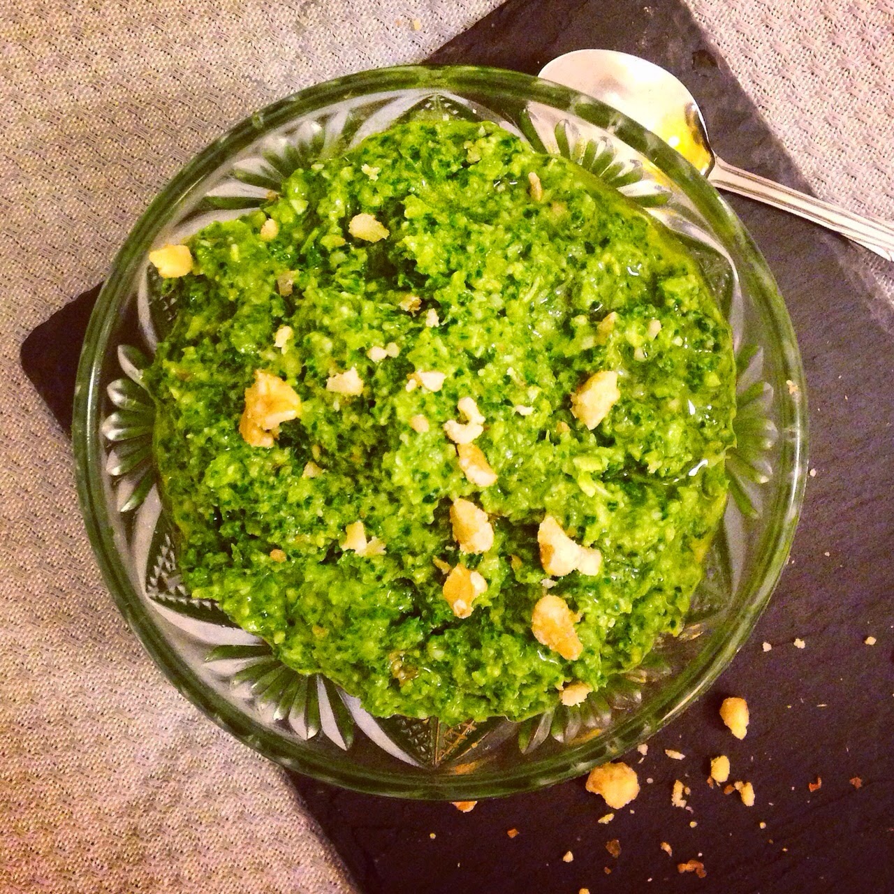 Healthy Food Guide How to make herby kale pesto