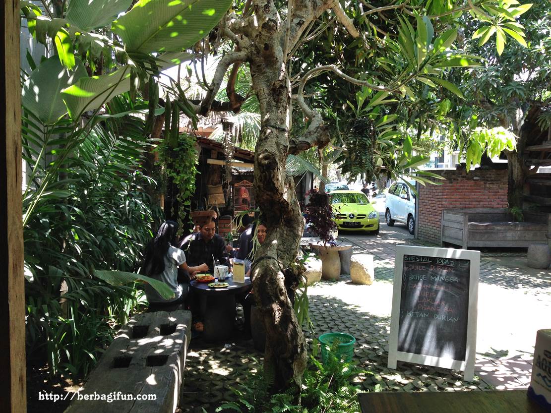 Gula Bali The Joglo Ekspektasi Yang Berlebihan Jalan Jalan Makan Makan