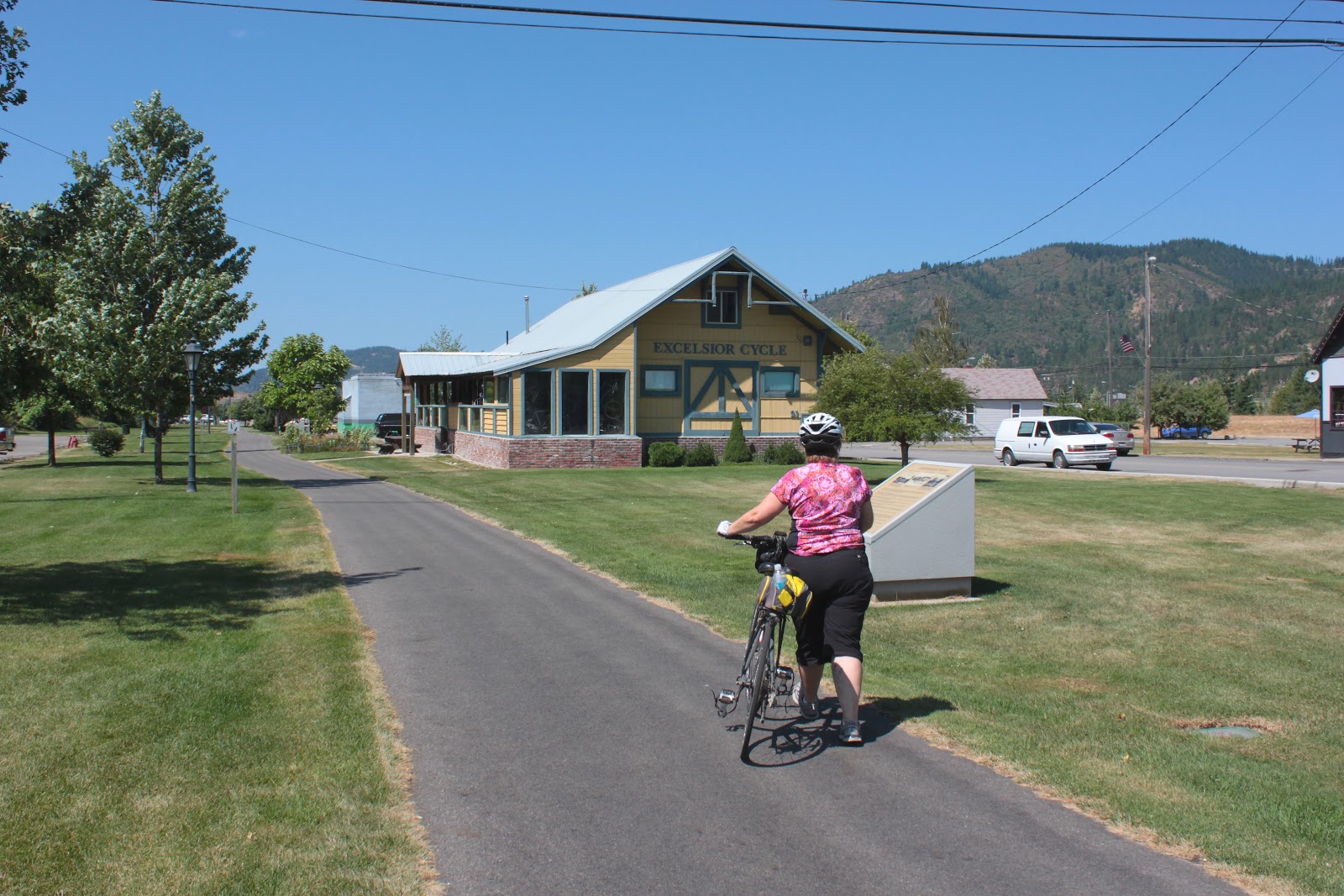 Richard Hikes The Trail of the Coeur d' Alenes was a smash hit