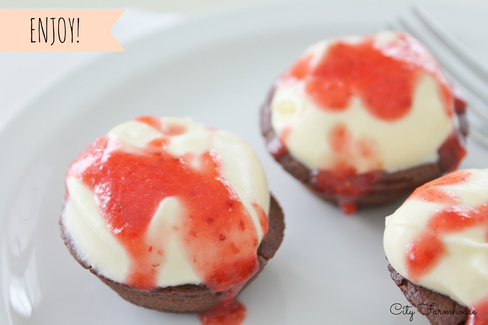 City Farmhouse Strawberries & Cream Truffle Bites