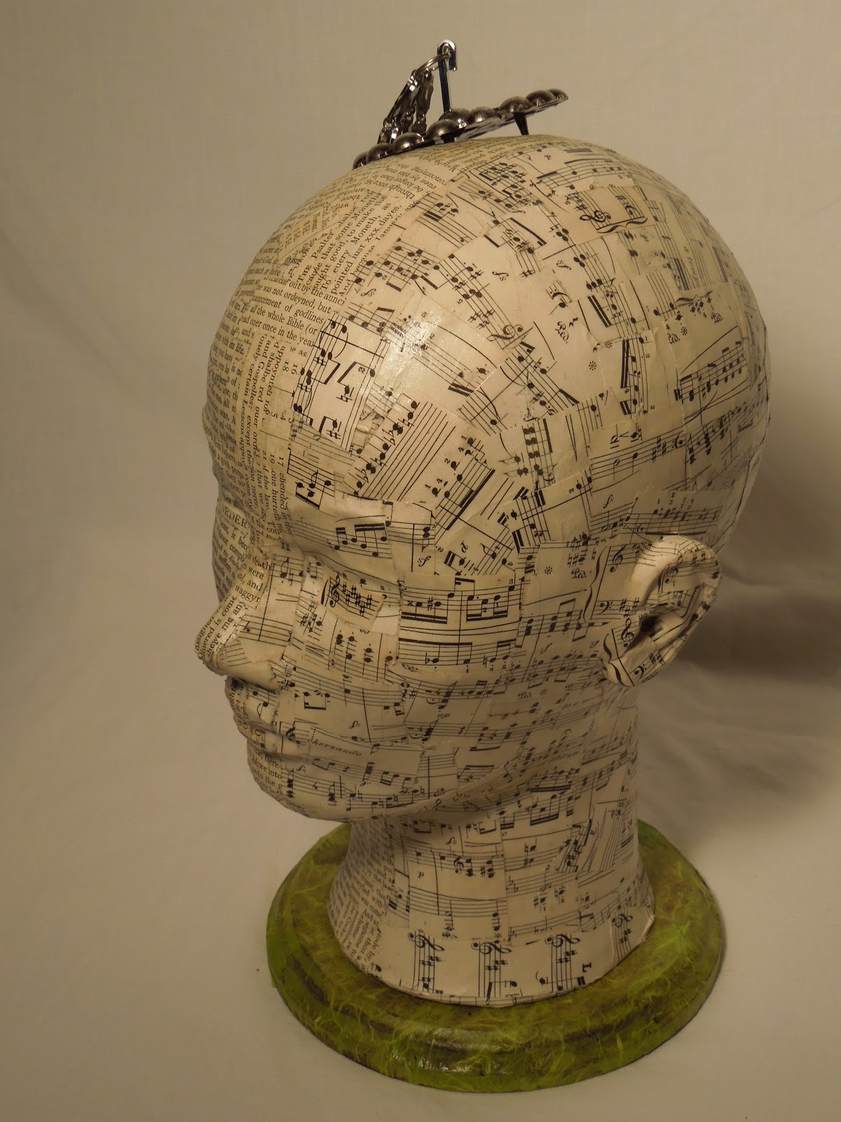 Obtainium Art A gallery of assemblage works "Music Without Words"