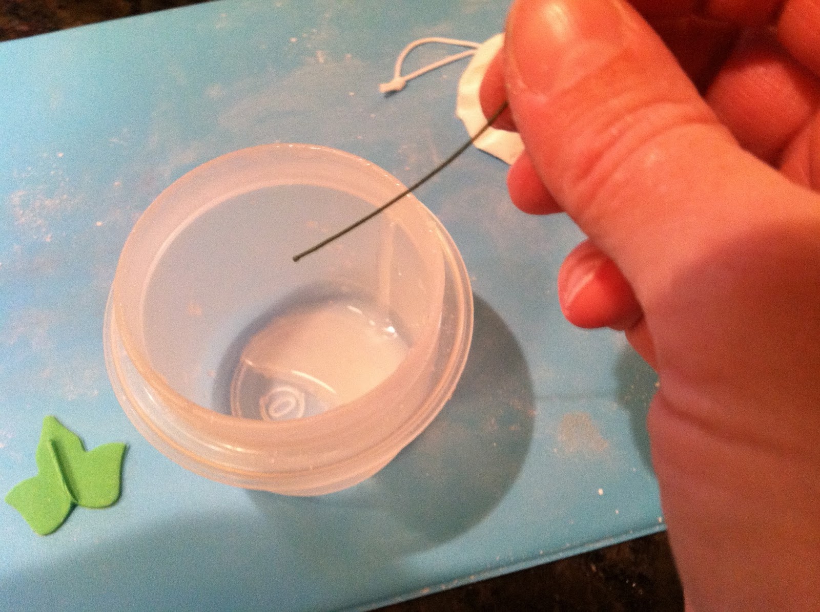 The Iced Queen Gum Paste Ivy from Wilton Course 4