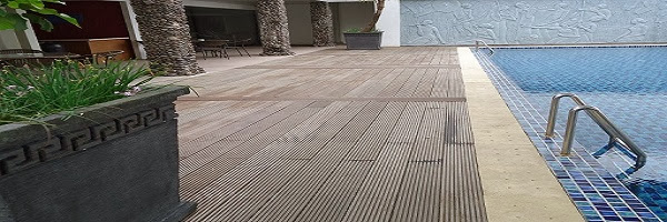Lantai kayu solid deck (outdoor)