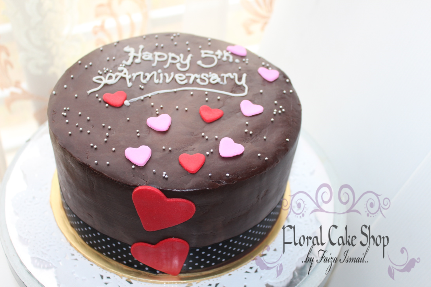 Floral Cake Shop: Anniversary Cake: Simple romantic theme