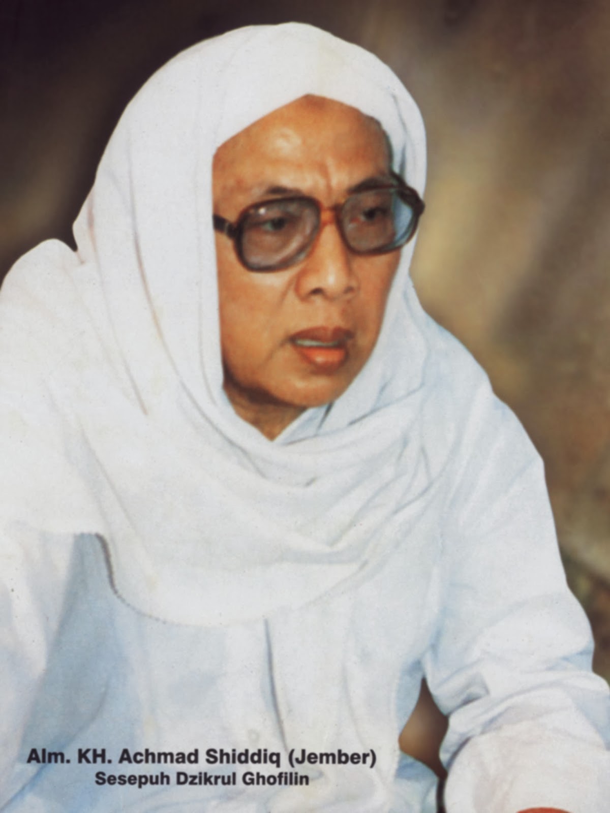 KH. Achmad Siddiq Pencetus Kembali ke Khitah Nahdlatul Ulama (1926)   