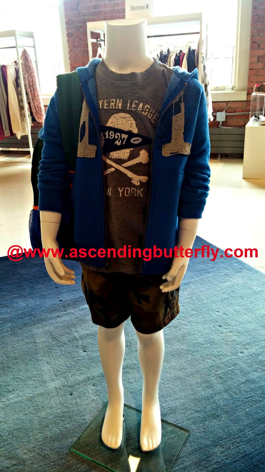 Graphic tee, camo shorts, hoodie look for boys for back to school, Boys Fashion, Boys Clothes