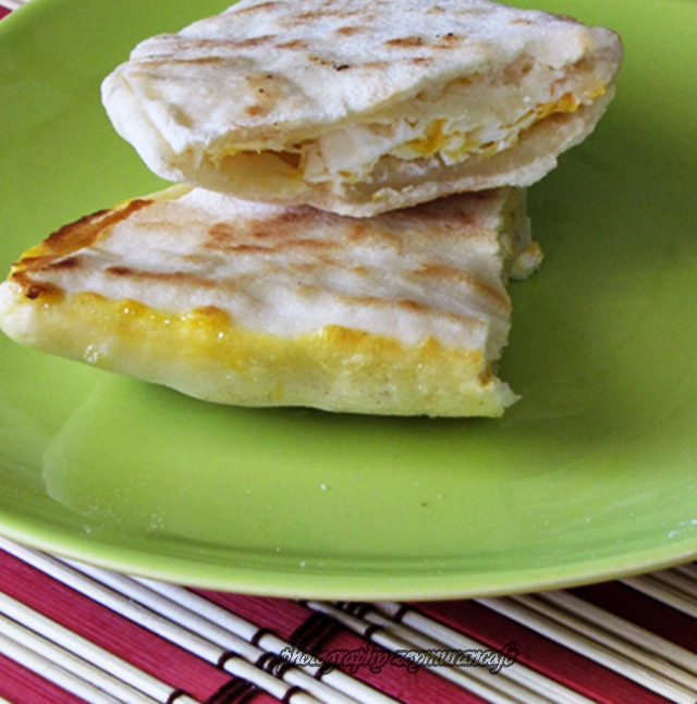 Yumurtalı Börek Zeymuran Cafee Yemek Tarifleri